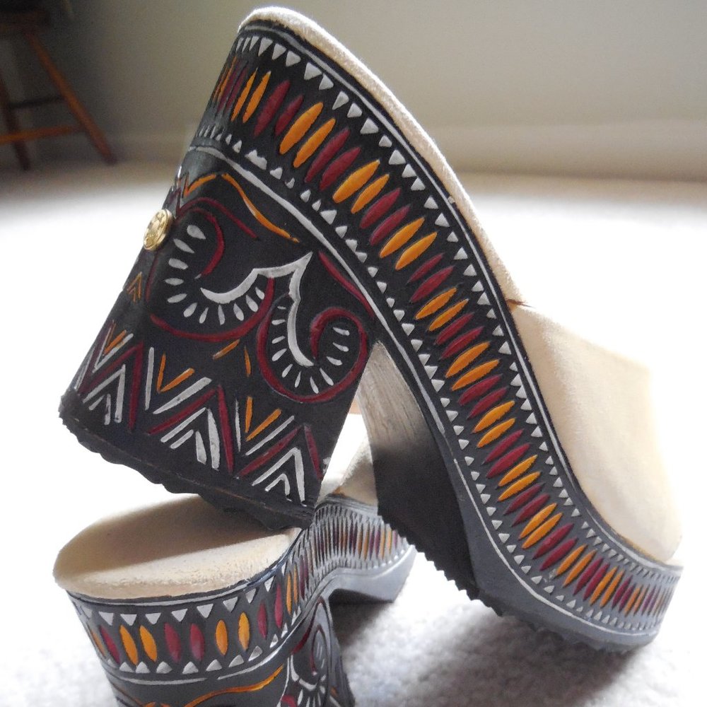 Red Wall Wooden Platform Sandals Size 39 - image 1